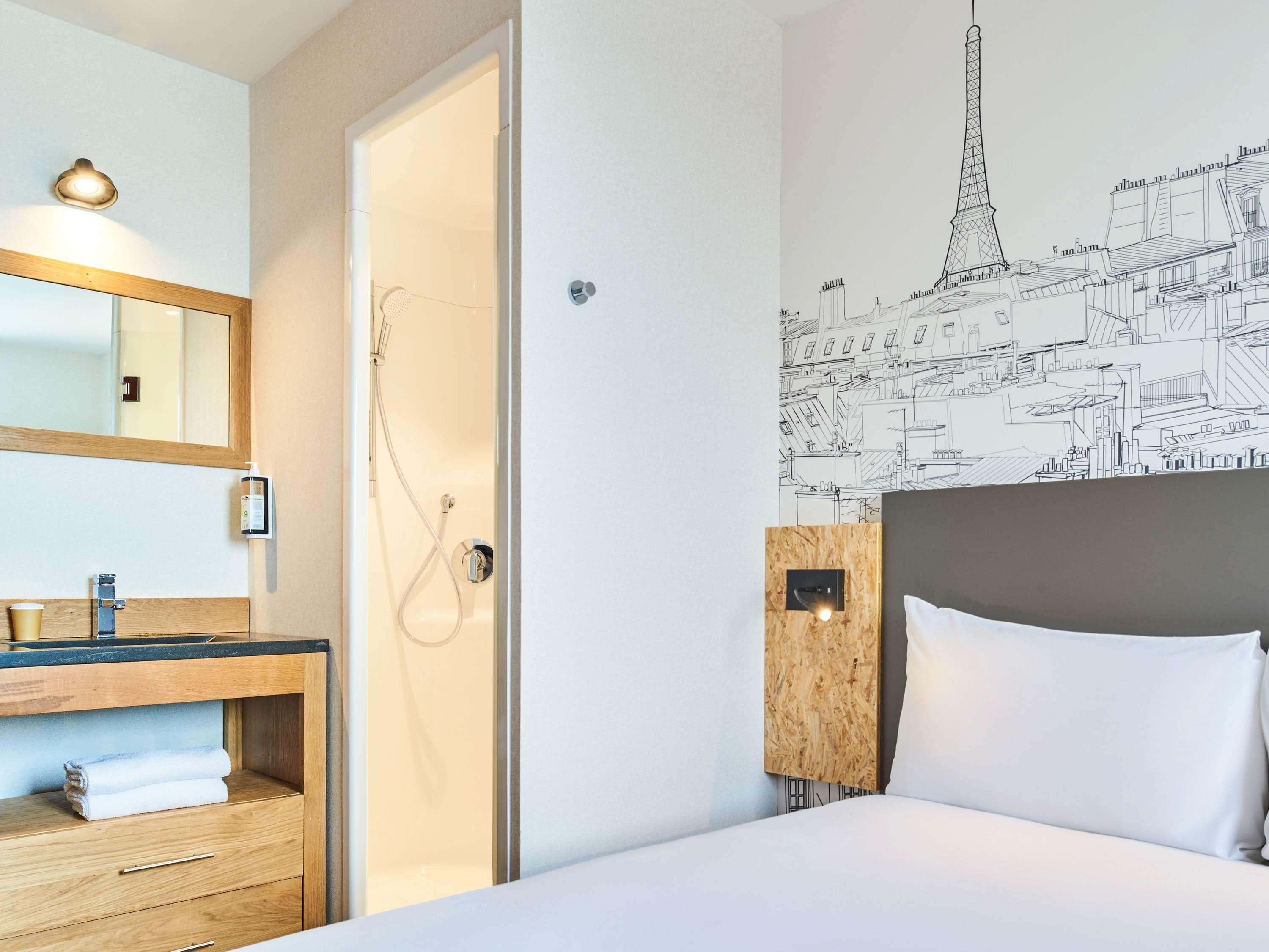 Greet Hotel Paris Porte De La Chapelle - Arena Saint-Denis  Eksteriør billede